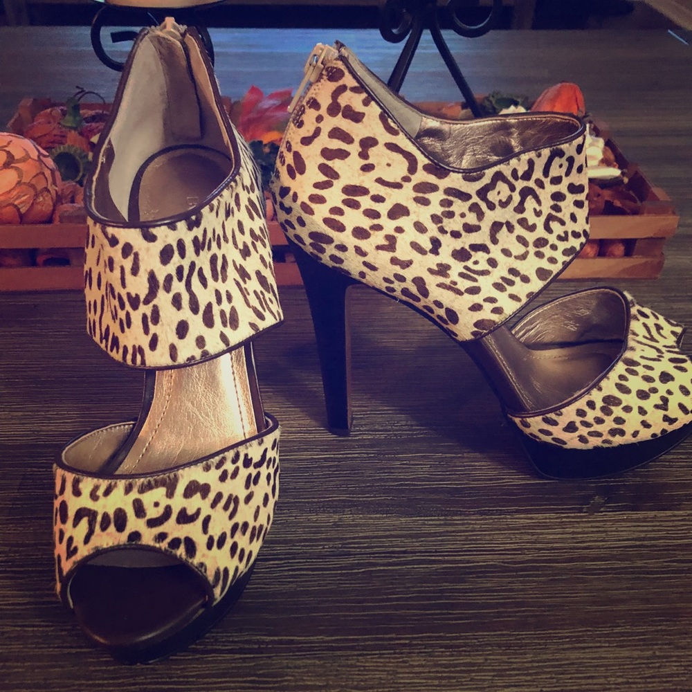 Bcbgeneration "Helara 2" snow leopard heels